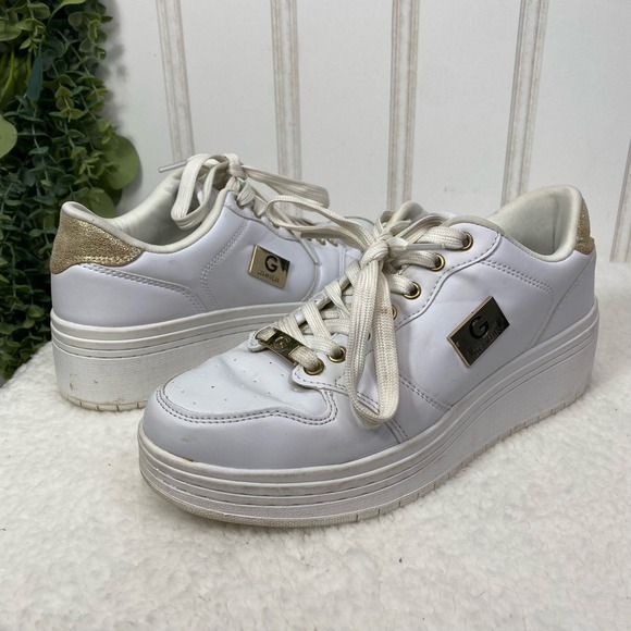 G by Guess Women's White Platform Sneakers size 9 Gold Accents Casual Preppy y2k - Picture 1 of 8